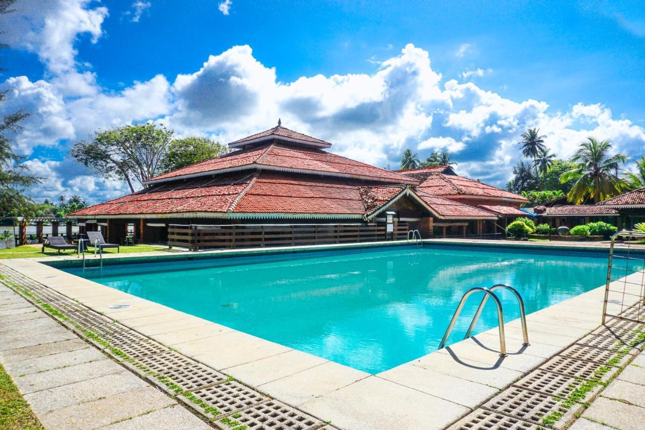 Club Bentota Hotel Exterior photo