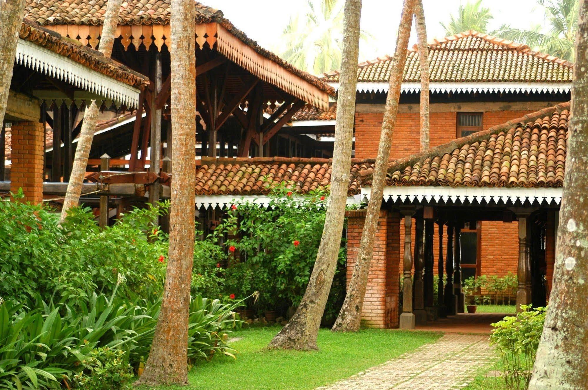 Club Bentota Hotel Exterior photo